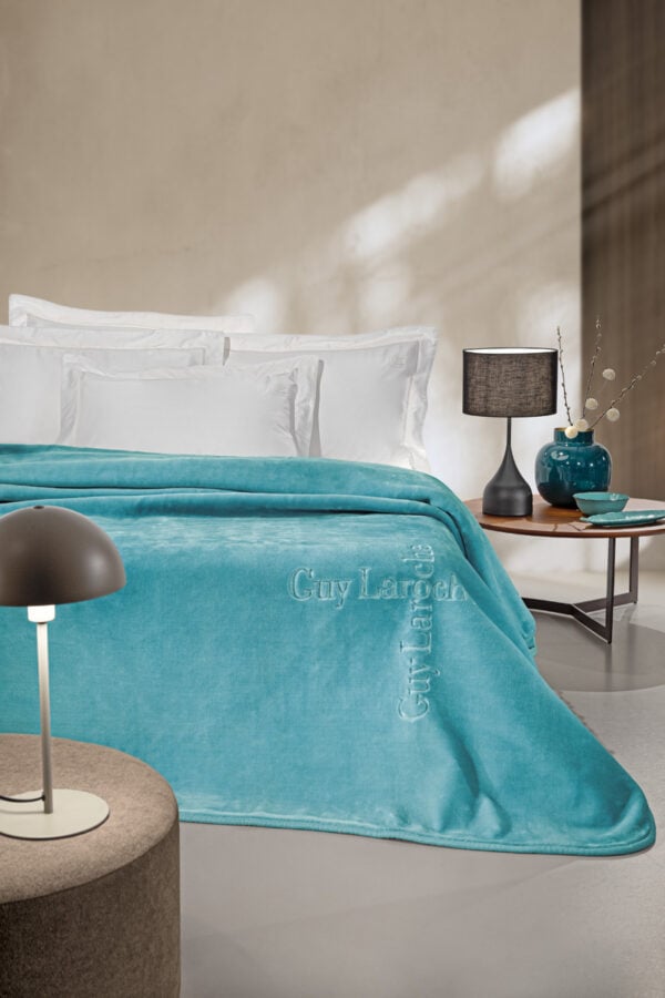 ΚΟ.LOGO PETROL 220X240 (240Χ220) - Guy Laroche